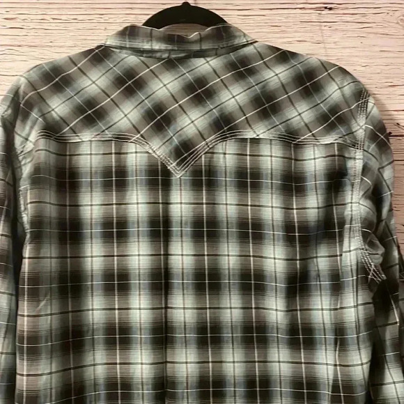 BKE button up - Picture 8 of 8